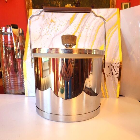 Vintage Pristine Atapco Shiny Chrome Wood Handle/Top Ice Bucket USA '60s - Picture 1 of 6